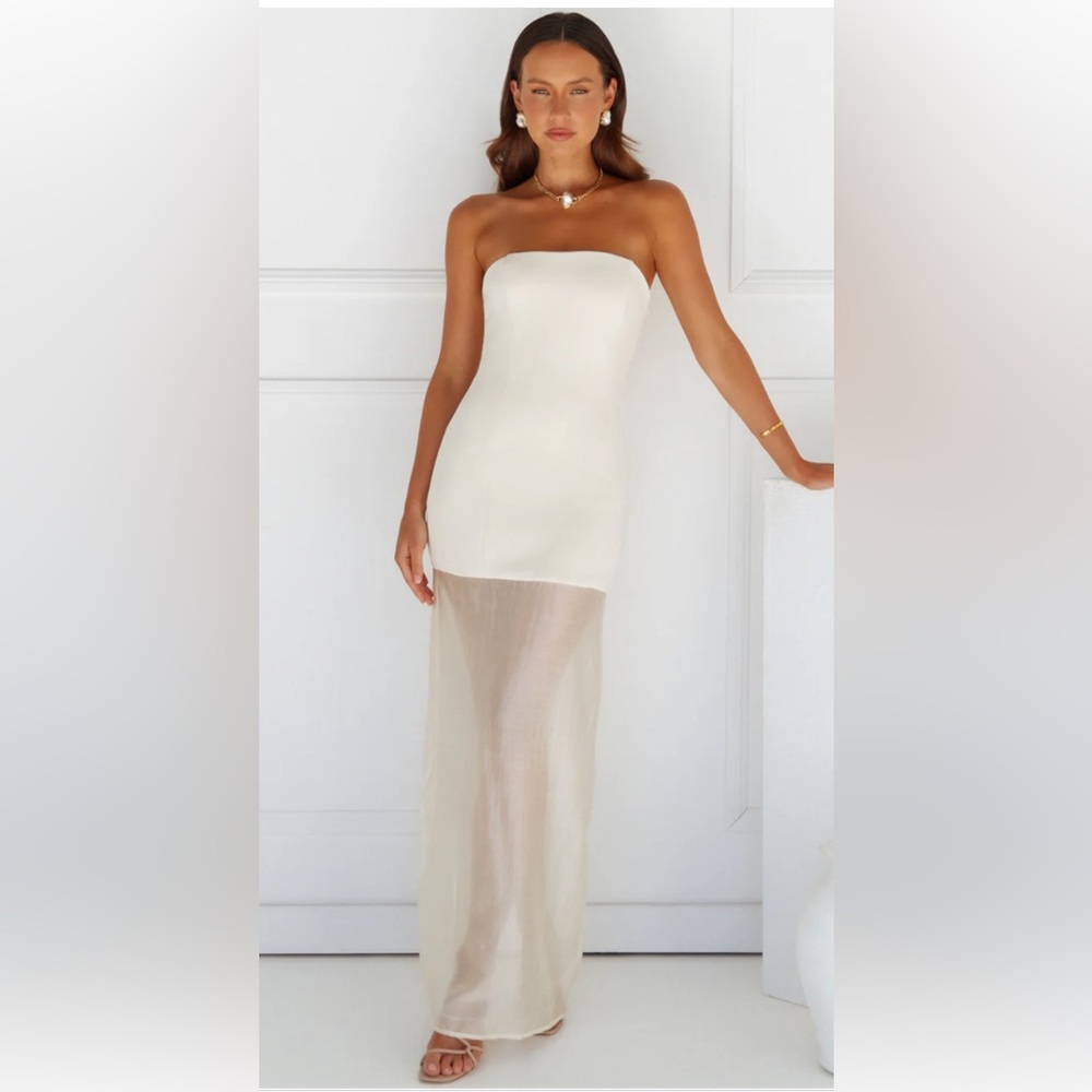 NWT Hello Molly White Strapless Maxi Dress